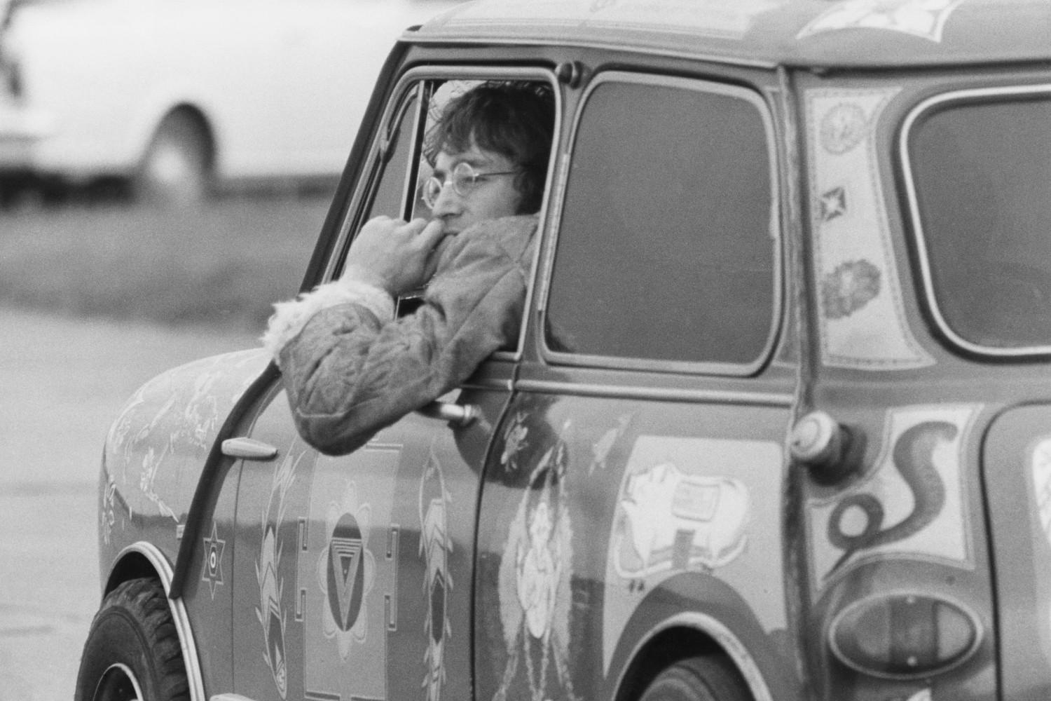 MINI John Lennon